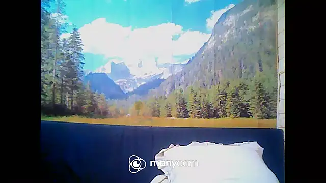 indianhoney694u online show from February 26, 2025, 8:48 am