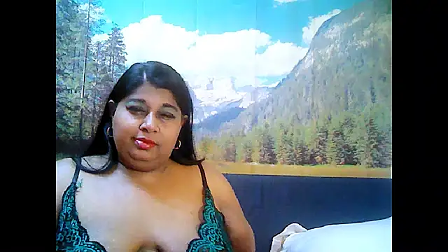 indianhoney694u online show from October 14, 2025, 5:30 am