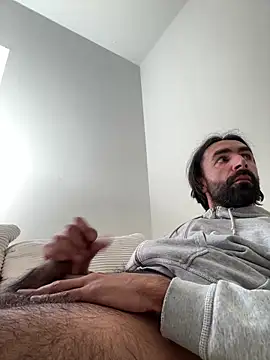 Snapshot of SergioGarcia93 chatting on April 24, 2026, 9:12 am SergioGarcia93 online show from April 24, 2026, 9:12 am