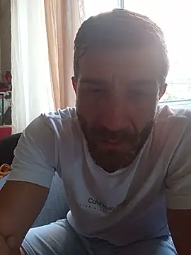 Snapshot of Alexdaniel89 chatting on June 25, 2026, 12:53 pm Alexdaniel89 online show from June 25, 2026, 12:53 pm