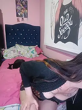 Sophiespenser online show from May 27, 2026, 1:57 am