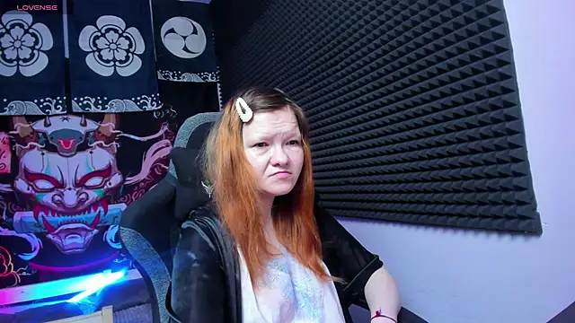 Nora lovvvv online show from October 19, 2025, 10:16 am