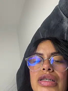 Melissa coch online show from October 30, 2025, 4:36 am