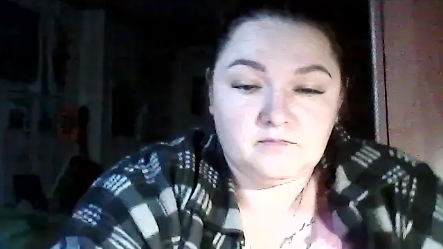 AngelQSky online show from November 30, 2025, 11:36 am