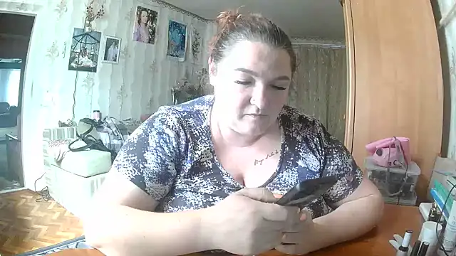 Snapshot of AngelQSky chatting on July 10, 2026, 2:30 pm AngelQSky online show from July 10, 2026, 2:30 pm