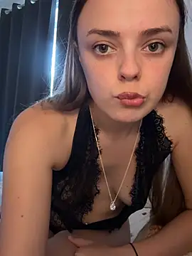 Snapshot of cutietootie02 chatting on July 28, 2026, 12:34 pm cutietootie02 online show from July 28, 2026, 12:34 pm