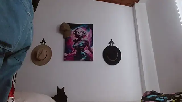 Crystal Star  online show from February 23, 2026, 1:19 pm