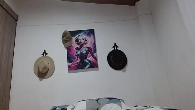 Crystal Star  online show from March 1, 2026, 12:23 am