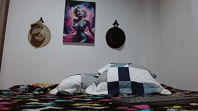 Crystal Star  online show from March 8, 2026, 11:14 am