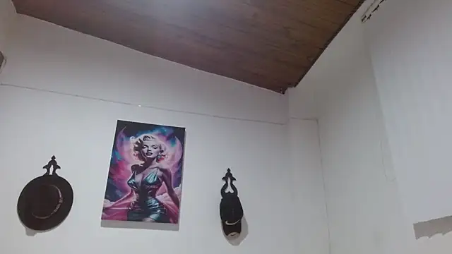 Crystal Star  online show from April 12, 2026, 3:55 am