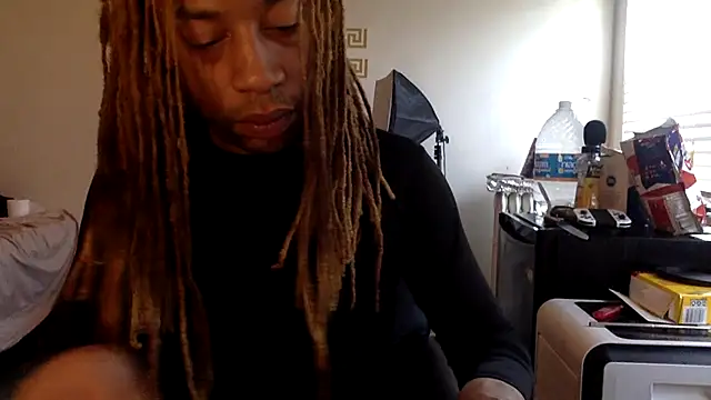 Diodre Benyoon online show from April 7, 2026, 10:31 pm