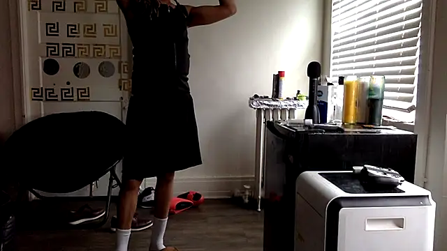 Diodre Benyoon online show from April 21, 2026, 6:34 pm