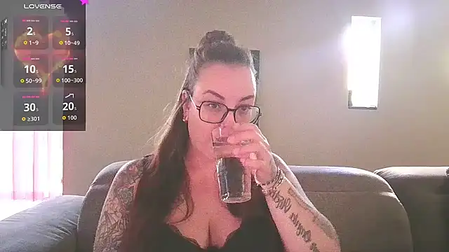 Miss Lucifer6 online show from September 30, 2025, 2:44 pm