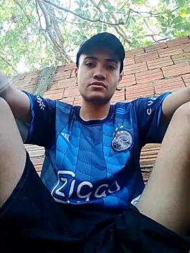 Snapshot of novinho_safado__ chatting on May 4, 2026, 1:40 pm novinho safado online show from May 4, 2026, 1:40 pm