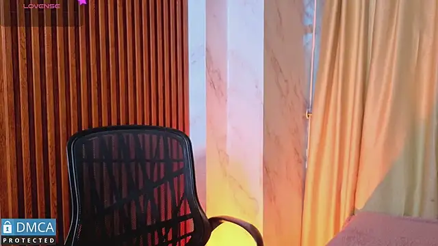 nena cupcake  online show from April 22, 2026, 11:12 am