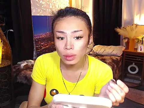 Snapshot of WILDROXIE chatting on October 28, 2025, 11:29 pm WILDROXIE online show from October 28, 2025, 11:29 pm