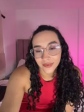 Snapshot of alehia_cute chatting on April 25, 2026, 10:40 pm alehia cute online show from April 25, 2026, 10:40 pm