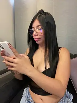 Maddy Piink online show from September 17, 2025, 9:38 pm