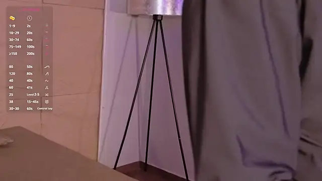 HannahMontgomery online show from April 7, 2026, 4:18 pm