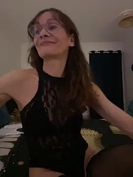 Chris06d22xh online show from February 11, 2026, 9:31 pm