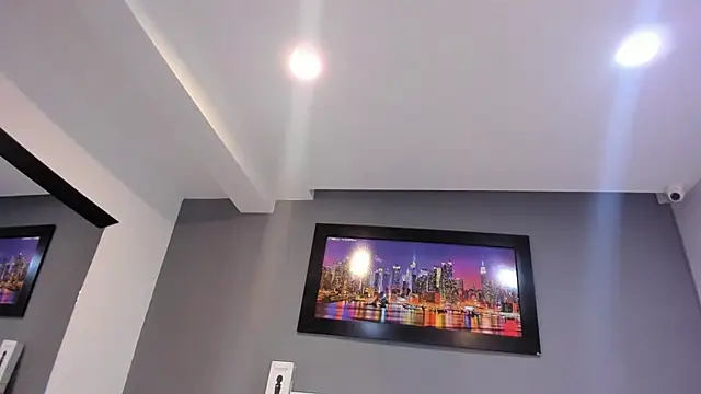 CharlotteCottin online show from April 8, 2026, 3:01 pm