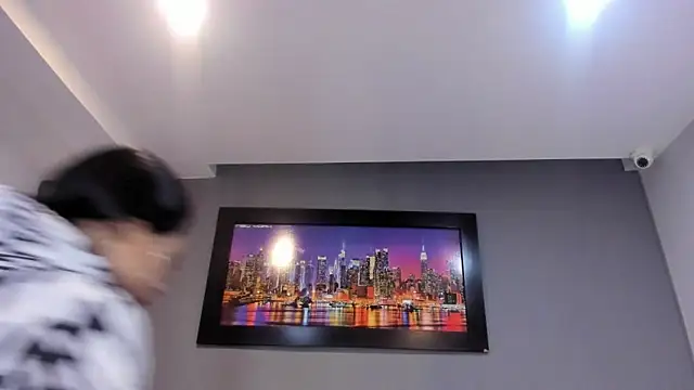 CharlotteCottin online show from April 17, 2026, 11:35 am