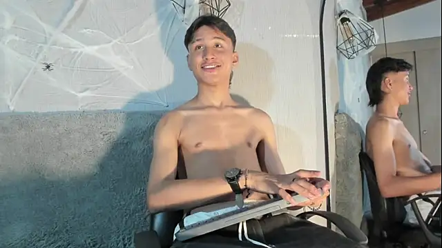 Daddy Darcks online show from October 28, 2025, 8:33 pm