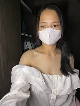 Hana-44 online show from October 27, 2025, 6:01 pm