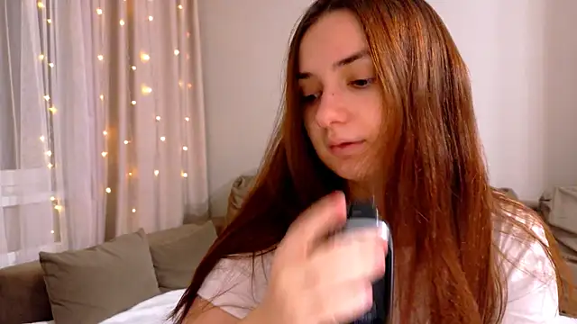 Lelia Vibe online show from November 24, 2025, 2:17 pm