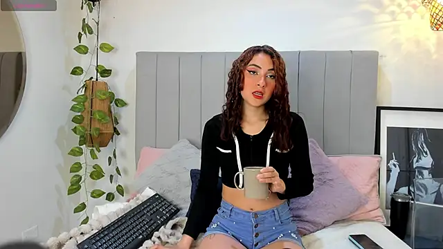 Anseru  online show from September 11, 2025, 11:32 am