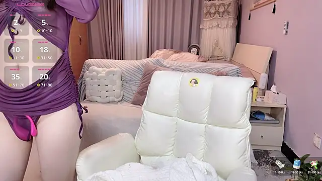 Y2Luvk online show from September 29, 2025, 10:58 pm