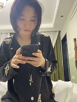 Y2Luvk online show from February 20, 2026, 9:59 pm