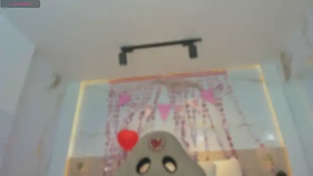 valirya devote online show from February 16, 2026, 3:46 am