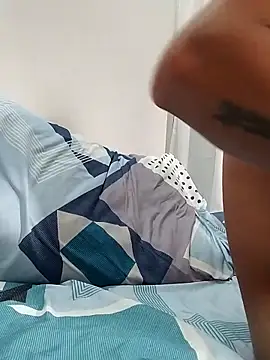 hoteder online show from April 18, 2026, 10:32 pm