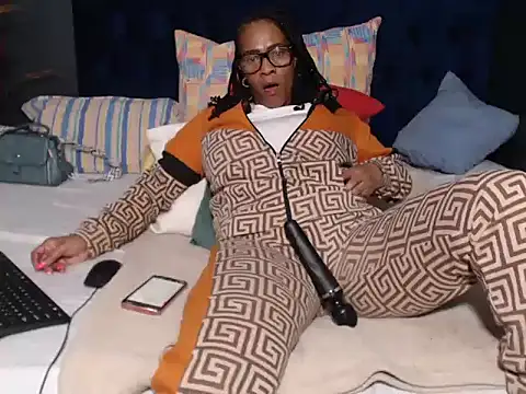 Snapshot of PrettyBoobsxx42 chatting on November 11, 2025, 7:30 am PrettyBoobsxx42 online show from November 11, 2025, 7:30 am