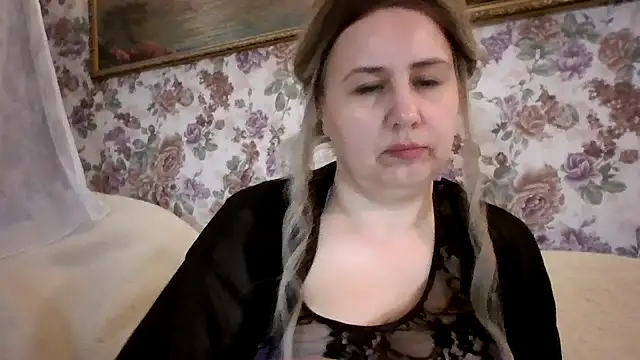 LustyyX online show from April 22, 2026, 4:08 pm