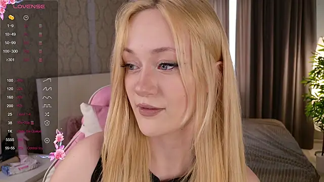 HeyMonkey  online show from November 18, 2025, 1:04 pm