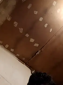 lucho2328 online show from April 27, 2026, 6:22 am