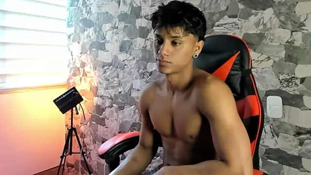 Snapshot of ZYZZ1312 chatting on June 22, 2026, 7:55 pm ZYZZ1312 online show from June 22, 2026, 7:55 pm