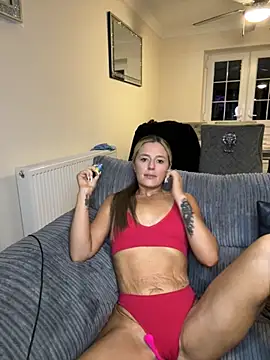 sammie-99 online show from October 18, 2025, 10:10 pm