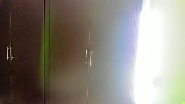 MONIK FOX CR online show from October 31, 2025, 7:48 pm