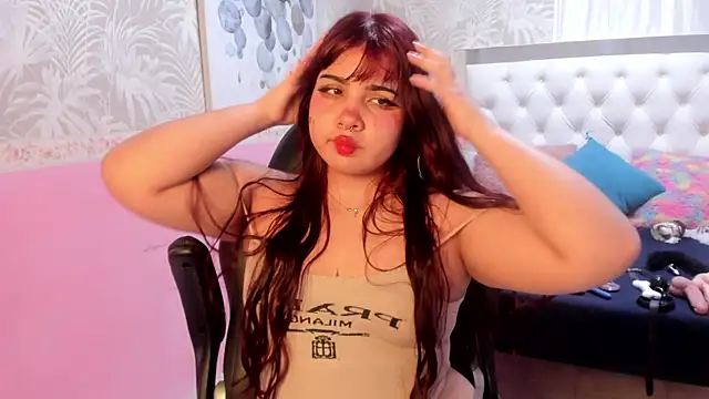 Zara Snow online show from April 10, 2026, 12:49 am