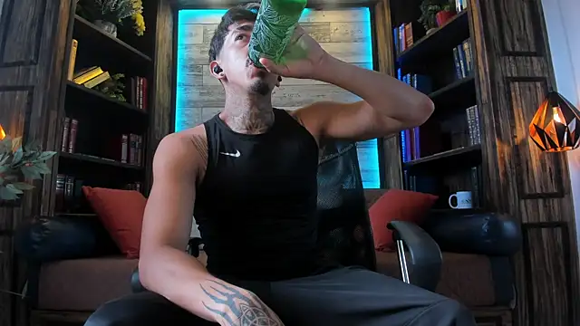 Donovan Desmond online show from September 9, 2025, 8:19 pm