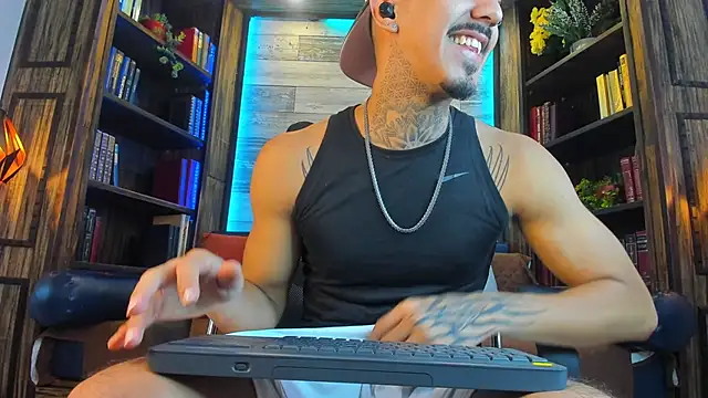 Donovan Desmond online show from October 20, 2025, 7:58 pm