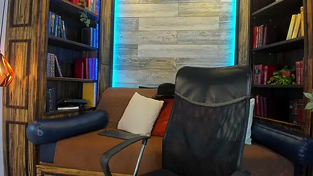 Donovan Desmond online show from November 13, 2025, 11:14 pm