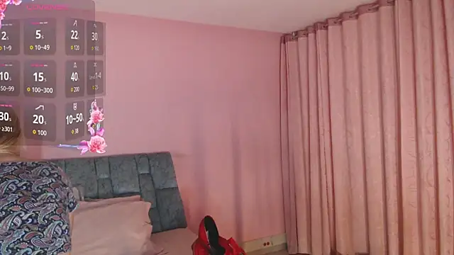 Camila Russoo online show from February 18, 2026, 7:54 pm