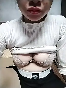 Mie rose online show from November 11, 2025, 12:43 am