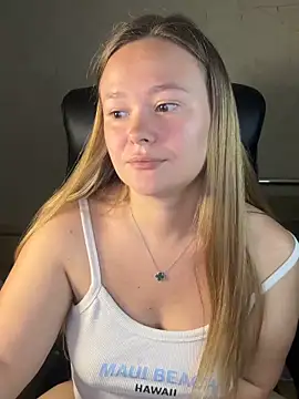 CaramelleSugar  online show from October 2, 2025, 6:15 pm