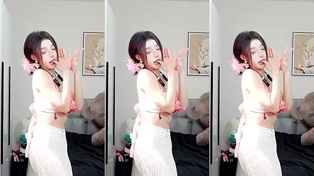 Flower hua online show from October 18, 2025, 3:46 pm