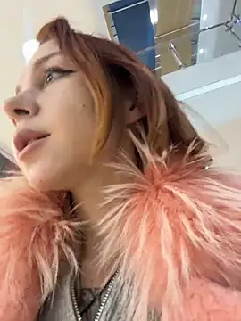 Snapshot of RosieSecret chatting on November 10, 2025, 8:13 am RosieSecret online show from November 10, 2025, 8:13 am